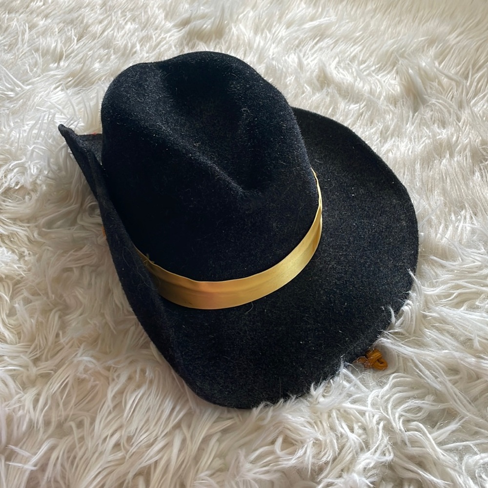Nylofelt de luxe patent pending black cow girl cowboy hat gold ribbon western